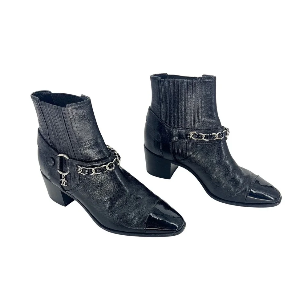 Chanel Interlocking CC Logo Patent Cap Toe Leather Chelsea Boots Black Size 38.5